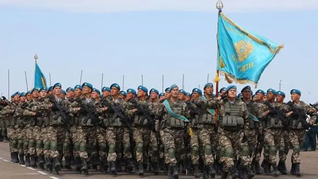Azerbaycan ve Kazakistan'dan Savaş Alarmı! İHA'lar Gökyüzünde