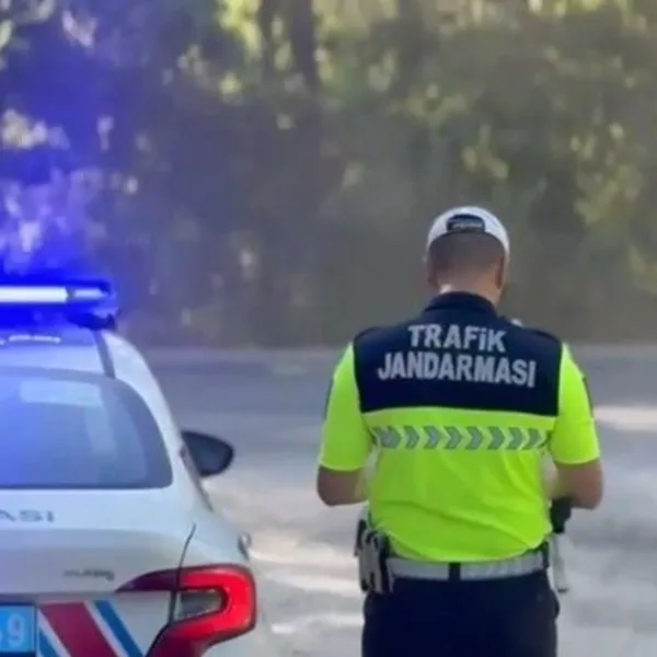 Yerlikaya'dan Kaza Uyarısı: Bayram Acısı! O Anlar Kamerada
