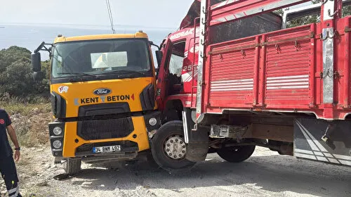 Beton mikseri ile kamyonun arasında sıkışan sürücü hayatını kaybetti