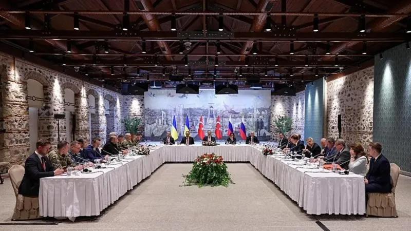 İstanbul'da Kritik Barış Zirvesi! Rus Heyeti Geldi, Neler Olacak?