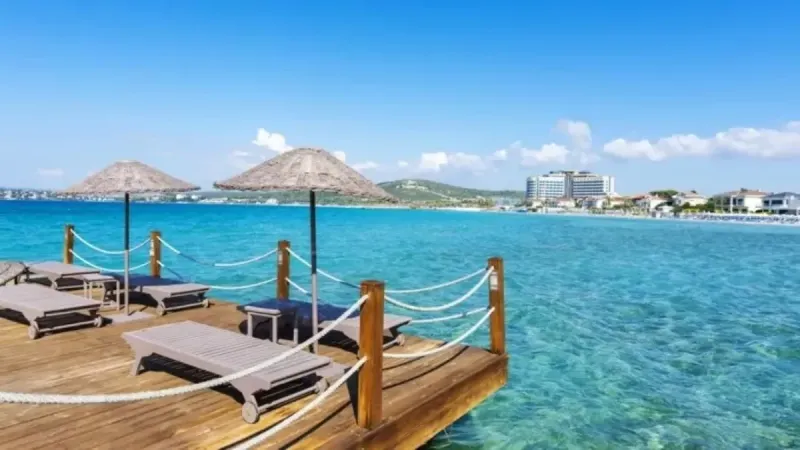 Çeşme Alaçatı’da beach fiyatları dudak uçuklattı: Patates kızartması 750 TL