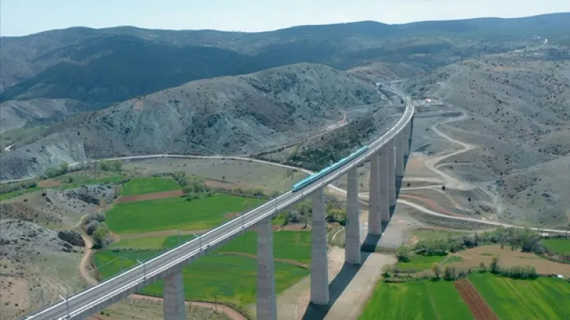 Demir yolu ağında hedef 28 bin 500 kilometre