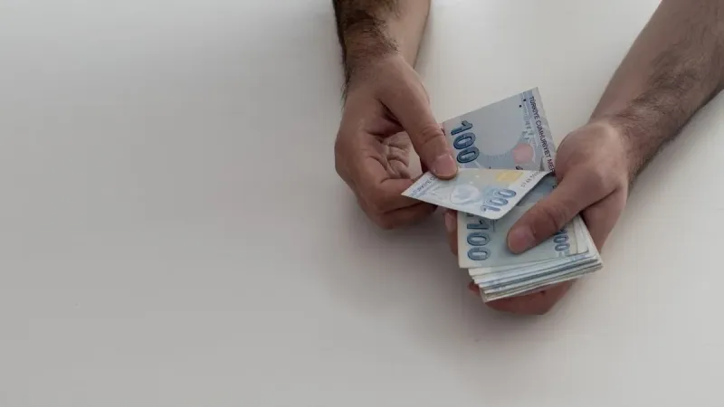 Emekliliğe sağlık ayarı! Engeli olanlar dikkat: Anneye de özel indirim var
