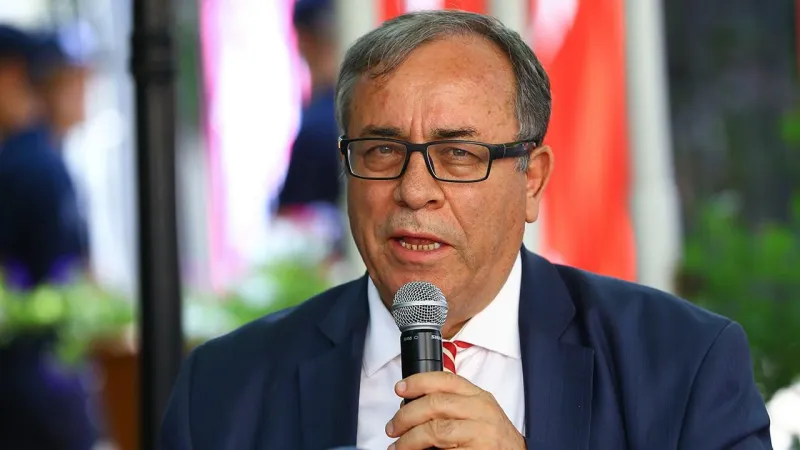 Halil Şıvgın Vefat Etti! Eski Sağlık Bakanı Şıvgın Kimdi?