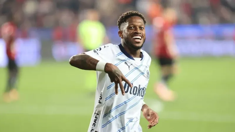 Fred'e İngiliz Kancası! Fenerbahçe Yıldızı Gidiyor Mu?