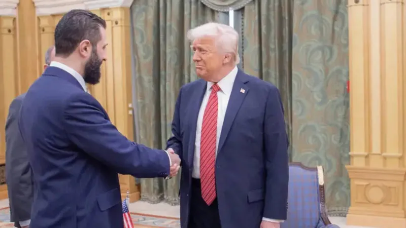 Gözler Beyaz Saray'a çevrildi: Trump-Şara yakınlaşmasının Ankara'ya etkisi ne olacak? ABD Şam'a asker konuşlandırmaya mı hazırlanıyor?