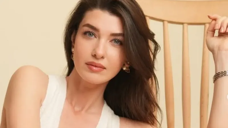 Aslıhan Güner'den Tatil Pozları! Hayranları Mest Oldu