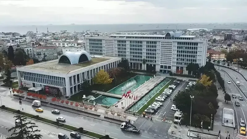 İBB'de Yolsuzluk Şoku! 20 Kişi Adliyeye Sevk Edildi