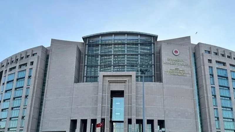İBB'ye yönelik yolsuzluk soruşturması: 2 şüpheliye tutuklama talebi