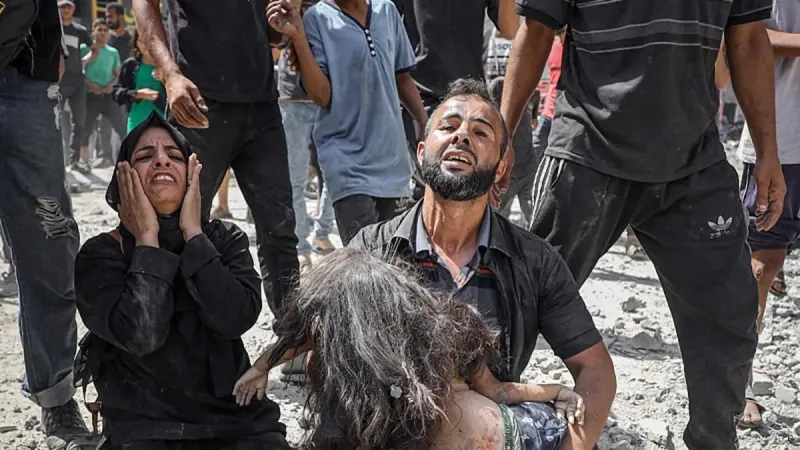 İsrail işgal güçleri uyarısız bombaladı: 60 Filistinli enkaz altında