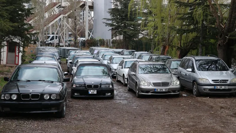 İstanbul merkezli 11 ilde change araç operasyonu: 40 gözaltı