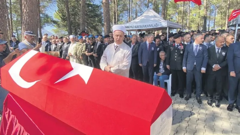Flaş Haber: Kaza Şehitleri Son Yolculuğuna! Gözyaşları Sel Oldu
