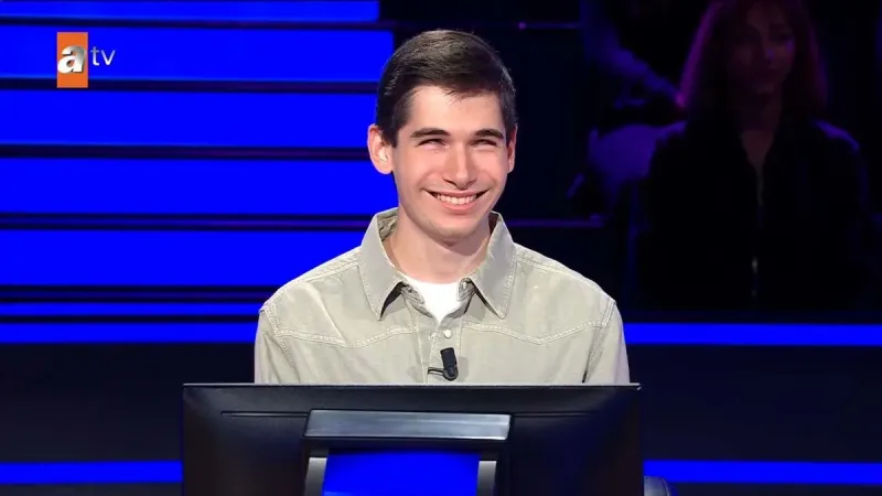 Kim Milyoner'de Uzaylı Soru! Oktay Kaynarca Şaşırttı