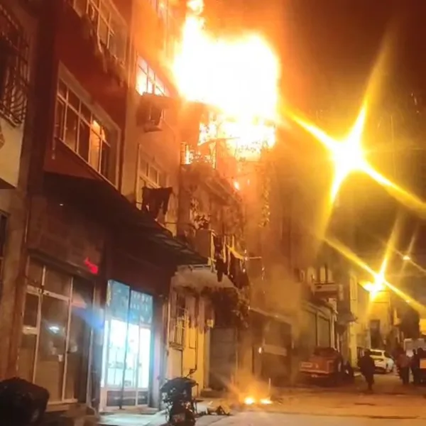 Kız İstemede Havai Fişek Faciası! Ev Yandı, Herkes Şokta!