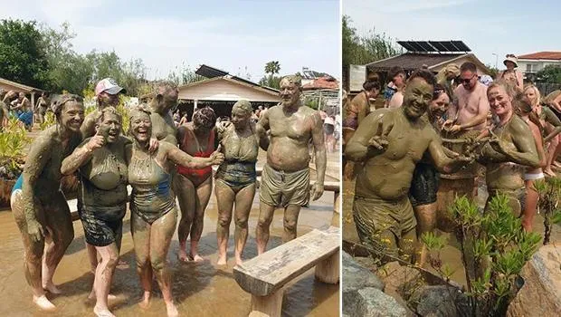Muğla Dalyan'da çamur banyosuna turistlerden yoğun ilgi