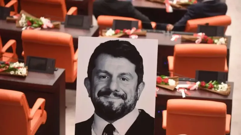 Can Atalay'dan Cezaevinden 1 Mayıs Mesajı: Otoriterliğe Son!