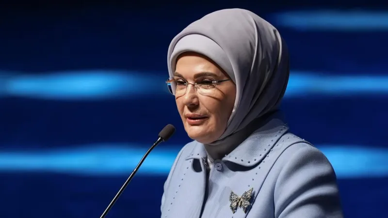 Emine Erdoğan'dan Sanat Şöleni: İslam Sanatları Fuarı Çağrısı!