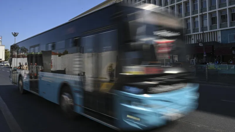 İstanbul'da Otobüsler Duruyor mu? İBB Krizi Büyüyor!
