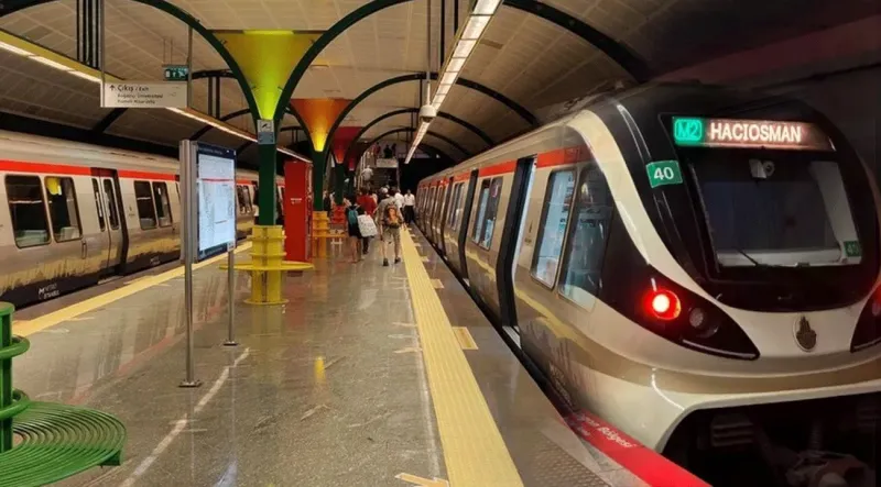 İstanbul'da Metro Çilesi! M3 ve M9 Hatları Neden Durdu?