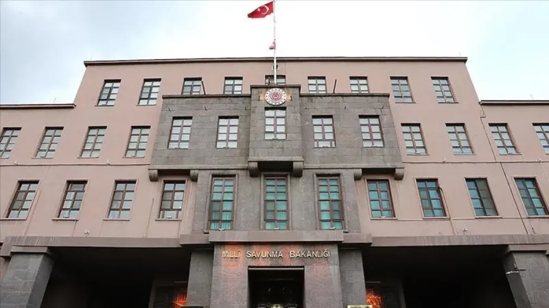 Antalya'da Helikopter Neden Acil İniş Yaptı? MSB'den Son Dakika!