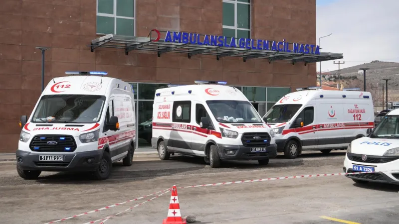 Niğde'de 11 kişi zehirli ot nedeniyle zehirlendi