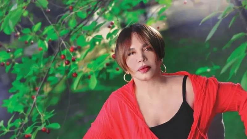 Sezen Aksu Saçlarını Kazıttı! İşte Minik Serçe'nin Yeni İmajı