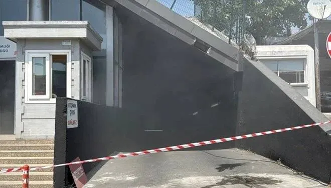 Şişli Tapu Müdürlüğü'nde Korkunç Yangın! Arşiv Alevlere Teslim