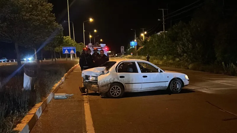 Sivas'ta Feci Kaza: İki Araç Çarpıştı! 5 Yaralı