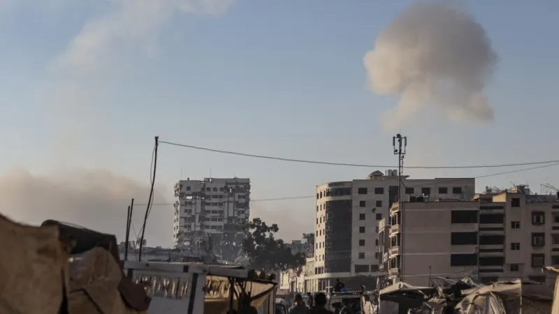 Soykırımcı İsrail ordusu, Gazze kentinde konutları yıktı, Han Yunus'u topçu atışıyla bombaladı