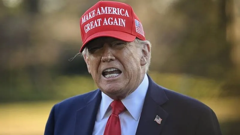 Trump'tan Şok Karar: 12 Ülkeye Seyahat Yasağı!