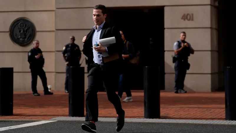 Comey'den Trump'a Rusya Tokadı! İddialar Çöktü Mü?