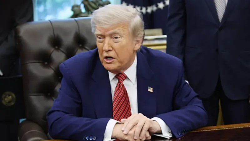 Trump'tan Putin'e: O'na bir şeyler olmuş tamamen çıldırdı