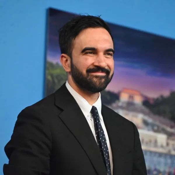 Zohran Mamdani'ye Şaşırtan Övgü! Carlson'dan Beklenmedik Çıkış